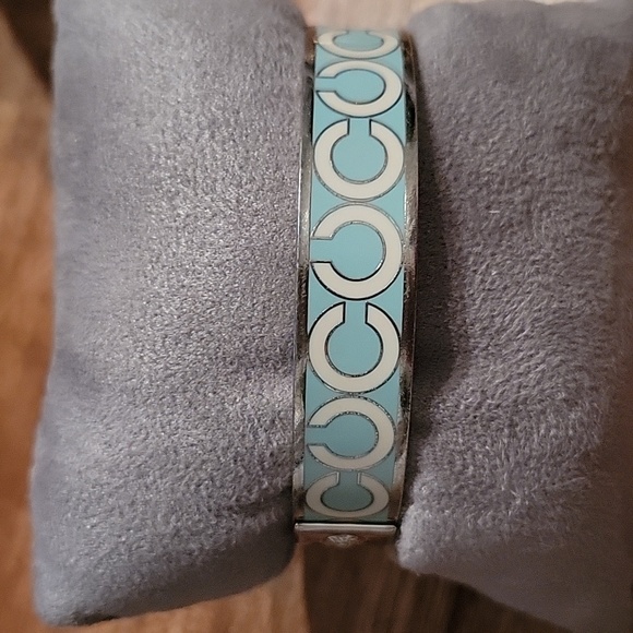 Coach Singnature Bangle Bracelet - Picture 1 of 5